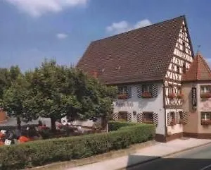 Hotel Hotel-gasthof Rotes Ross, Heroldsberg