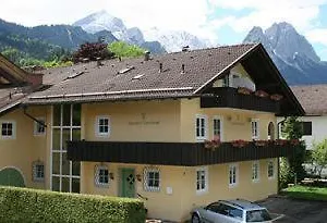 Aparthotel Alpenhof Garnihotel &, Garmisch-Partenkirchen